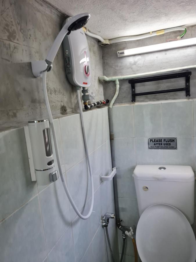 Lot 85 Seremban Town New Cozy Homestay Lobak Roomstay Exterior foto
